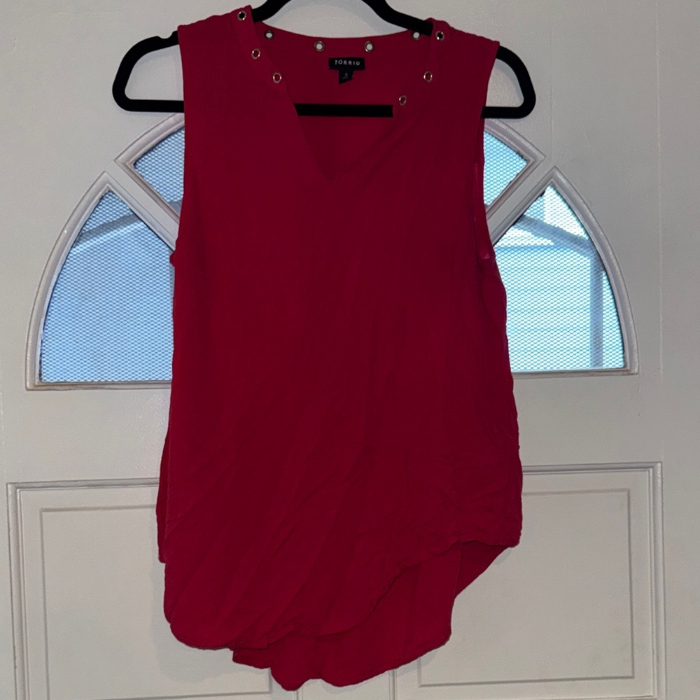 Torrid Women's pink Sleeveless Top